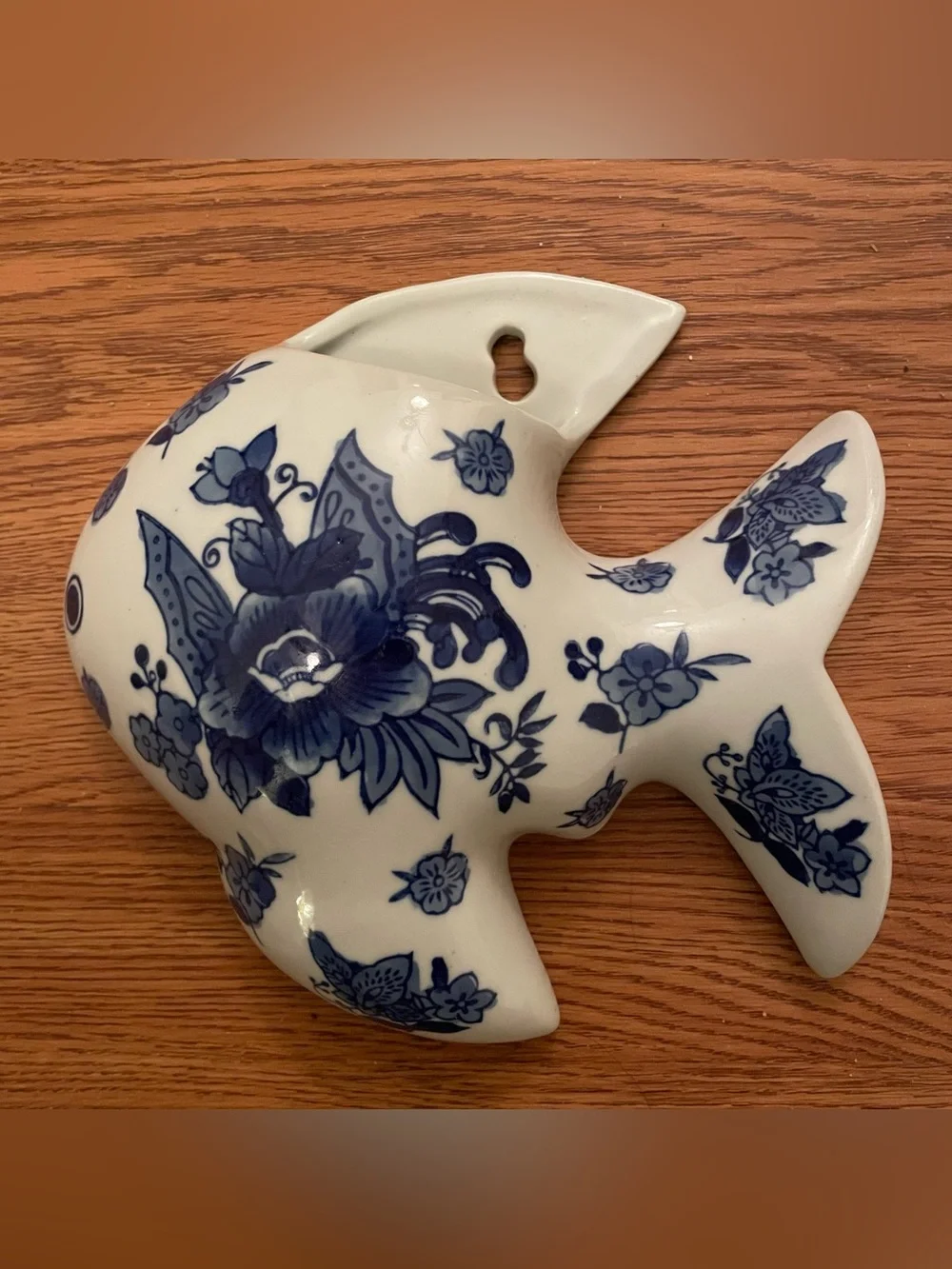 Vintage Ceramic Fish Wall Pocket Blue And White Chinoiserie Coastal Cottage